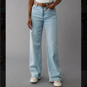 American Eagle Dreamy Drape Stretch Super High-Waisted Baggy Wide-Leg
Jean